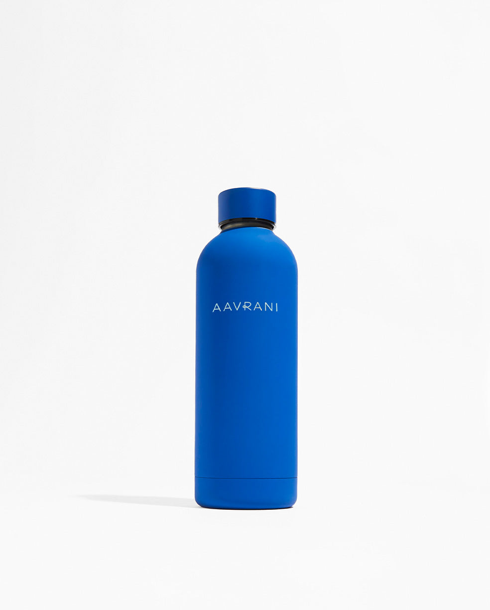 AAVRANI Hydra-Bottle cap on against grey background