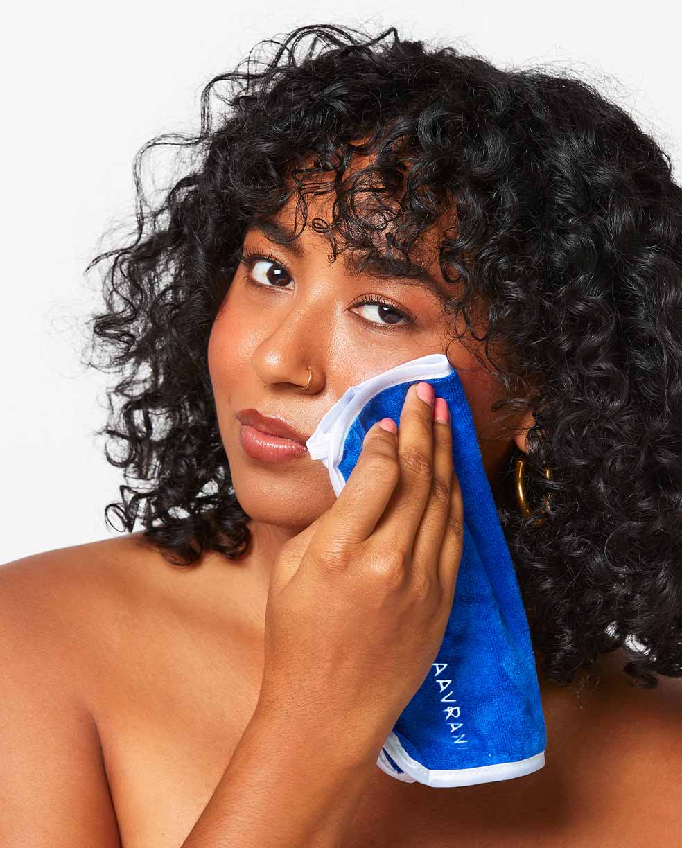 AAVRANI Face Towel Set being used by model