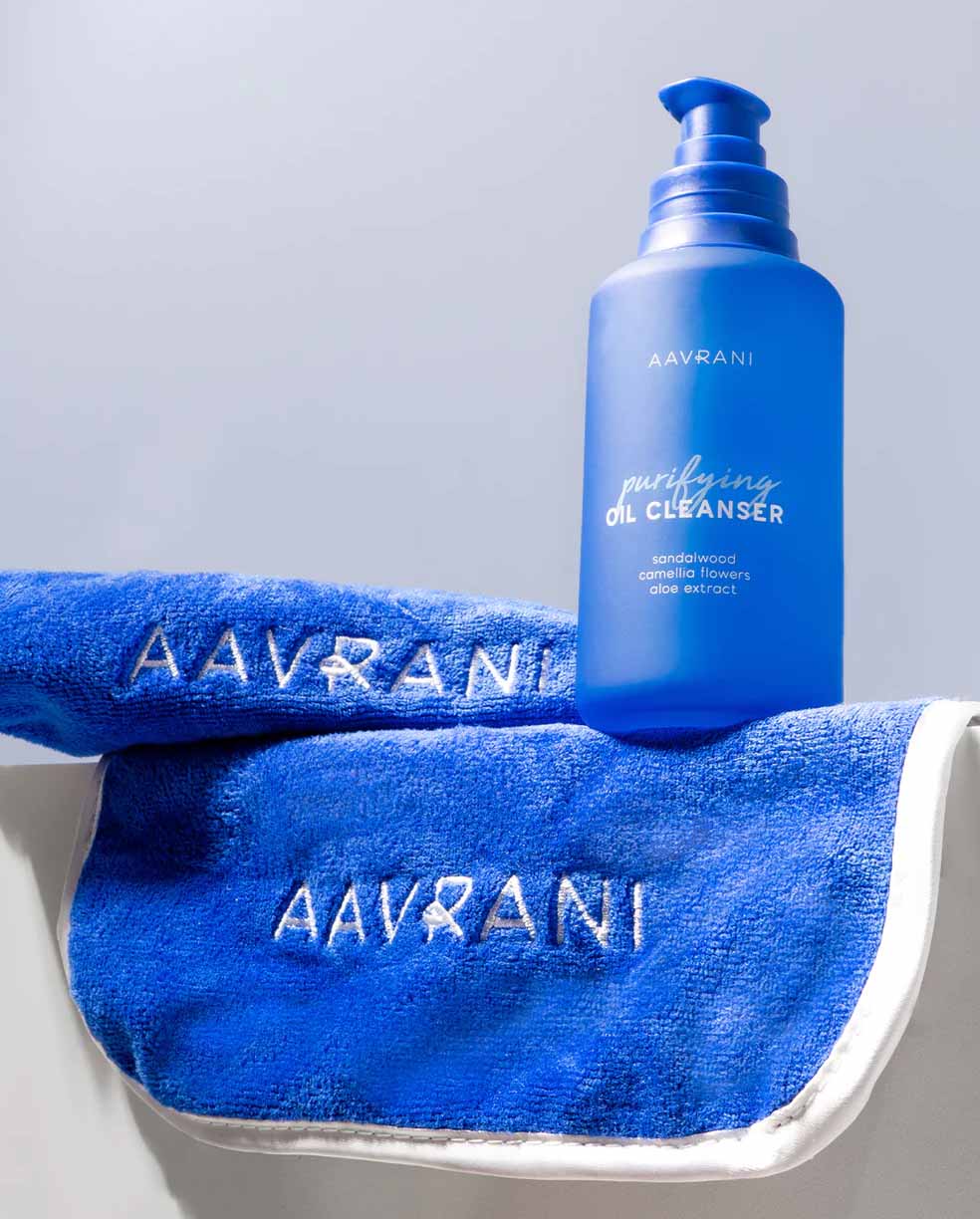 AAVRANI Purifying Oil Cleanser lifestyle shot